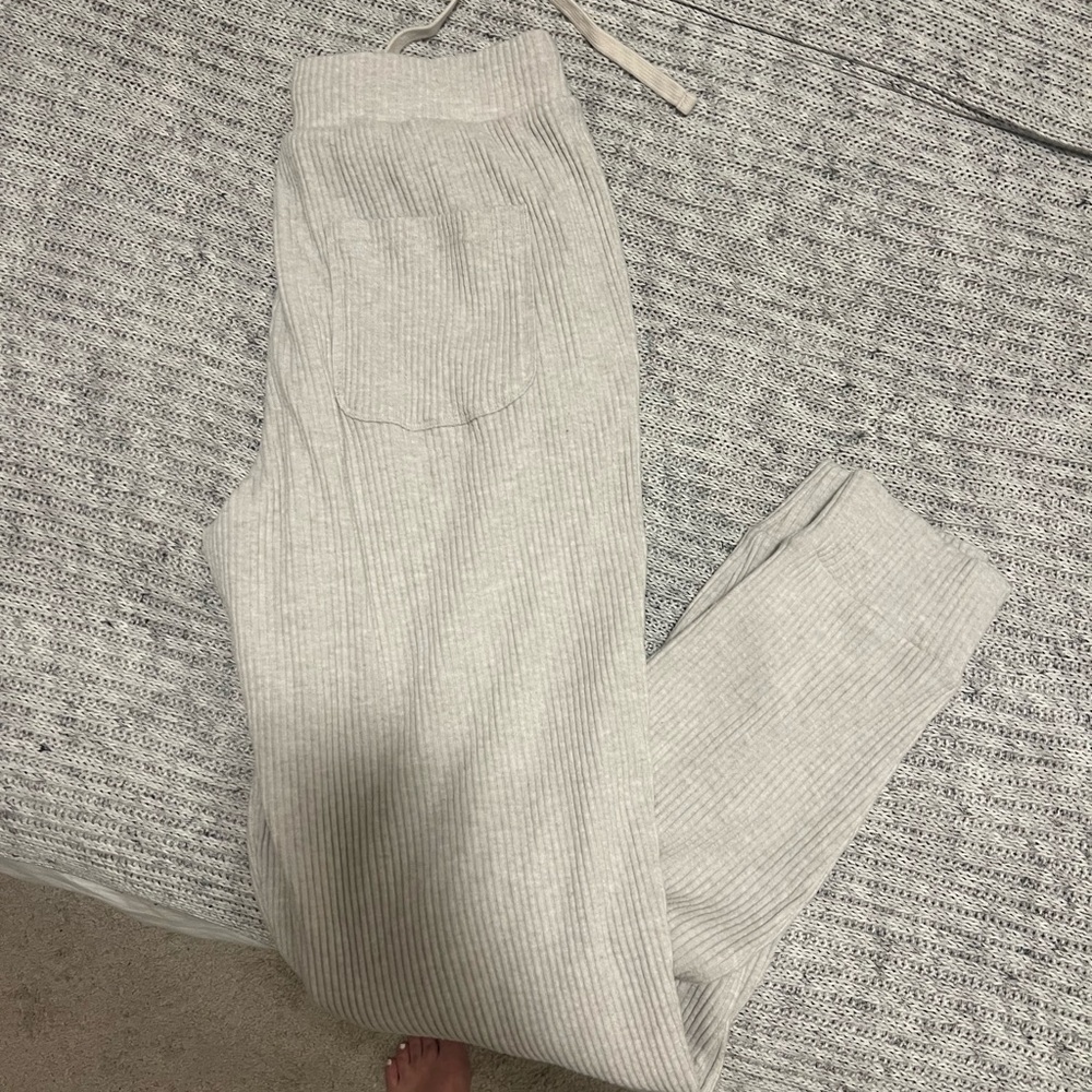 Cozy Ribbed Lounge Pants in Light Gray
